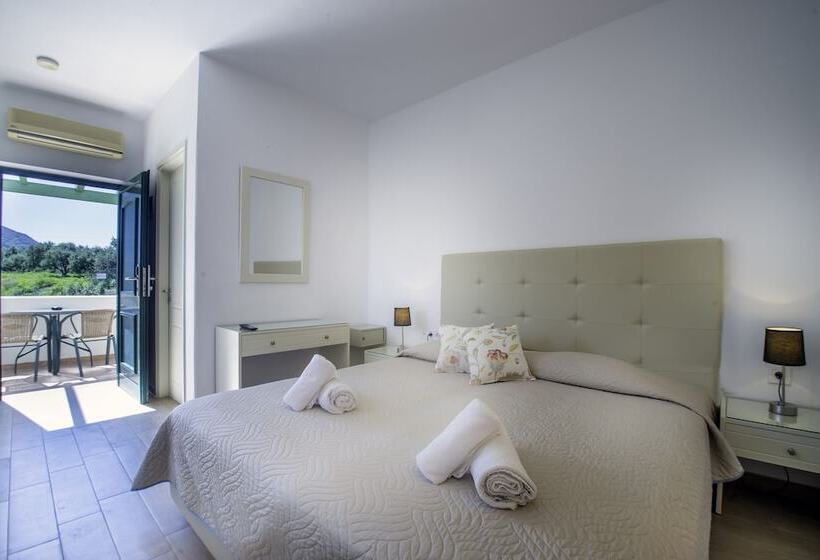 استودیوی استاندارد, Palatia Village Hotel Apartments