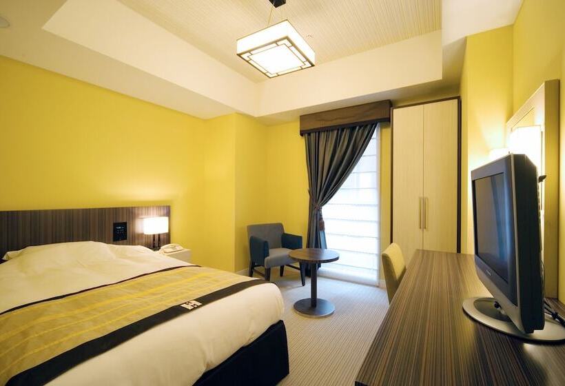 Quarto Estandar Individual, Monterey Hanzomon