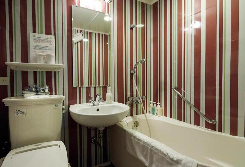Quarto Estandar, Monterey Hanzomon