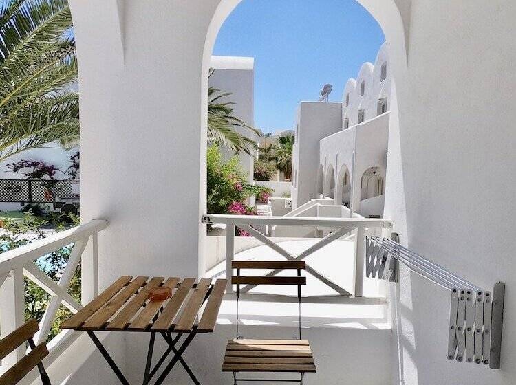 استودیوی لوکس, Anny Studios & Rooms Perissa Beach