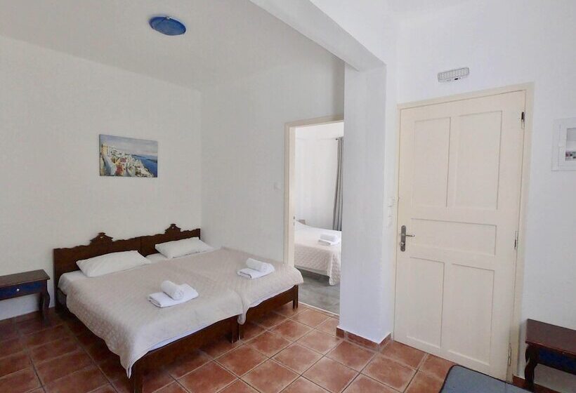 استودیوی لوکس, Anny Studios & Rooms Perissa Beach