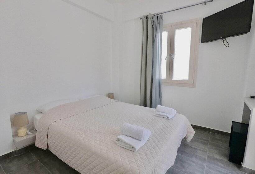 استودیوی لوکس, Anny Studios & Rooms Perissa Beach