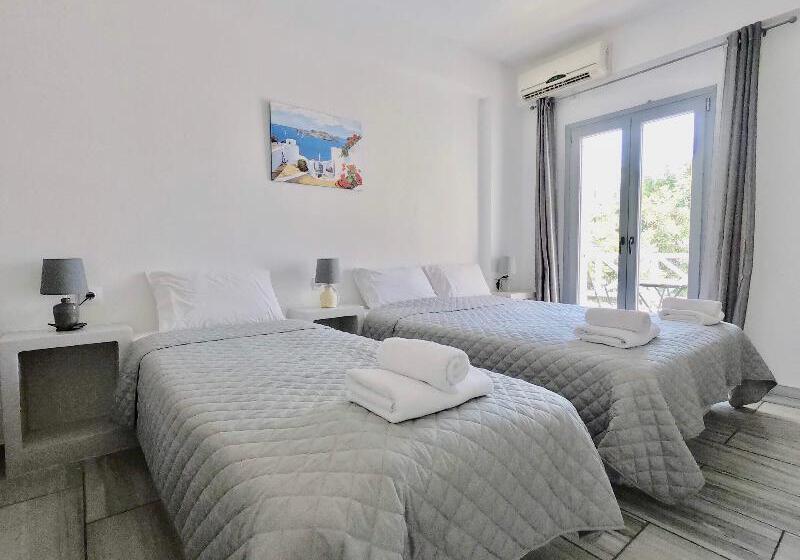 استودیوی لوکس, Anny Studios & Rooms Perissa Beach