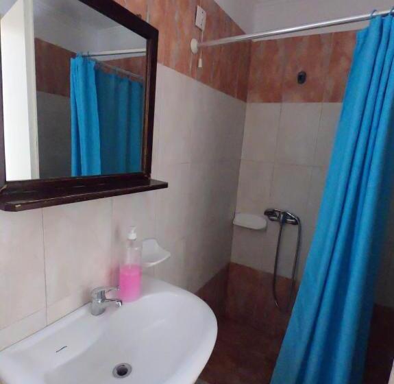 اتاق لوکس چهار تخته, Anny Studios & Rooms Perissa Beach