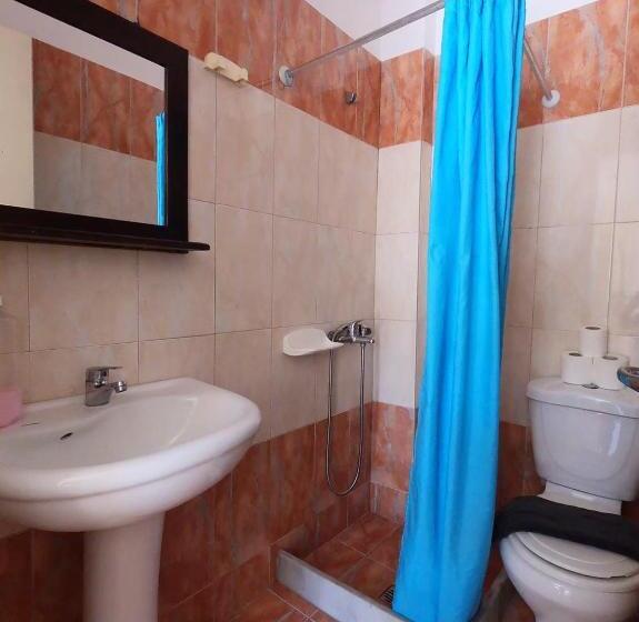 استودیو خانوادگی, Anny Studios & Rooms Perissa Beach