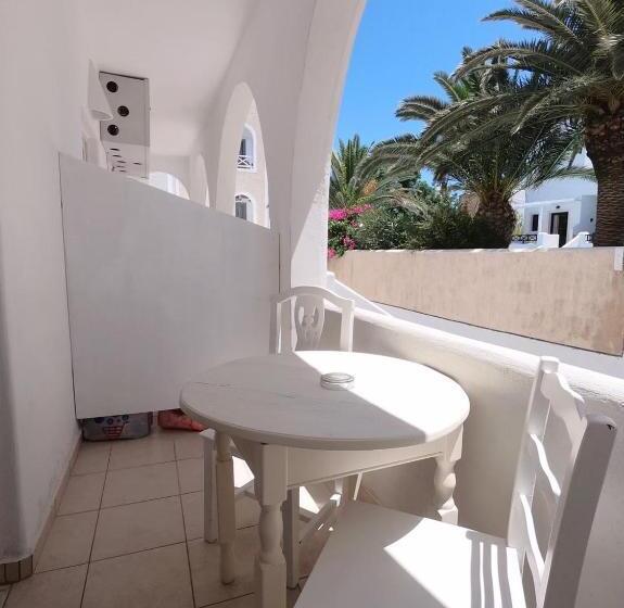 استودیو خانوادگی, Anny Studios & Rooms Perissa Beach
