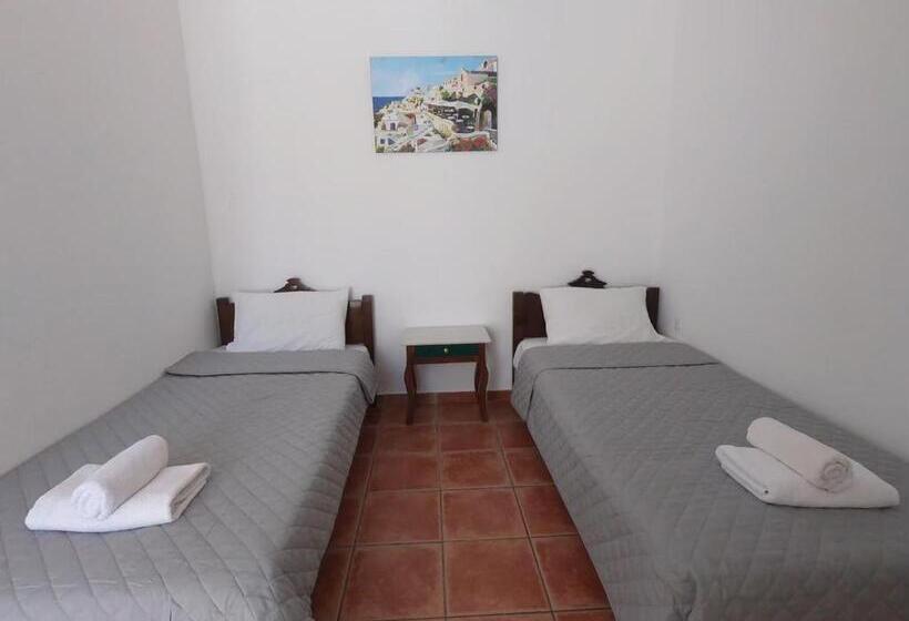 استودیو خانوادگی, Anny Studios & Rooms Perissa Beach