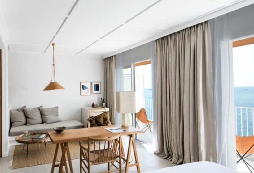 Family Suite, Les Roches Rouges, A Beaumier