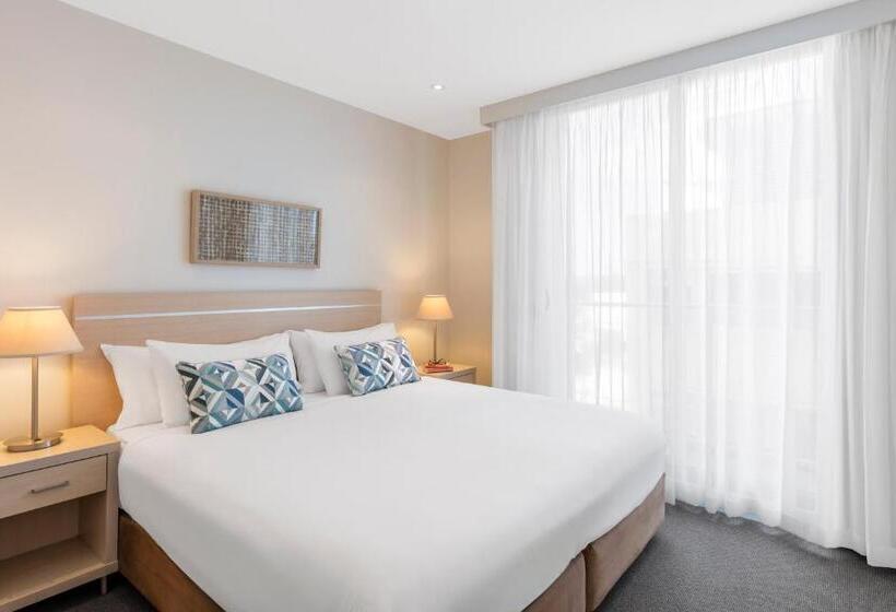 آپارتمان مدیریتی 2 خوابه, Oaks Glenelg Liberty Suites