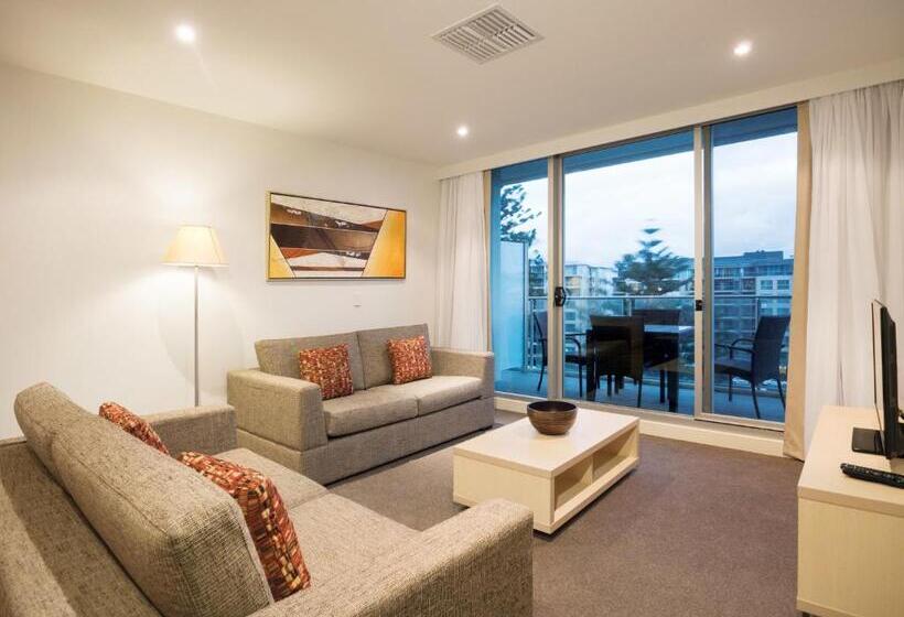 آپارتمان مدیریتی 2 خوابه, Oaks Glenelg Liberty Suites