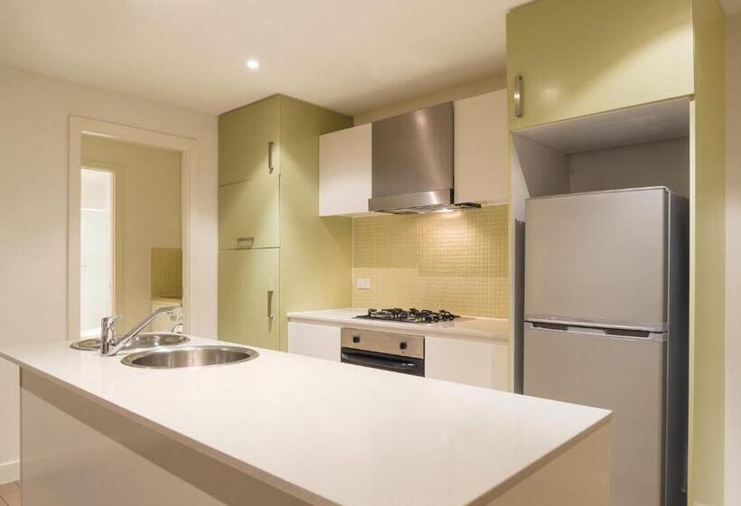 آپارتمان مدیریتی 2 خوابه, Oaks Glenelg Liberty Suites