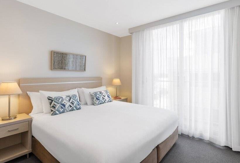 آپارتمان مدیریتی 2 خوابه, Oaks Glenelg Liberty Suites