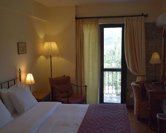 اتاق استاندارد یک نفره, Princess Lanassa