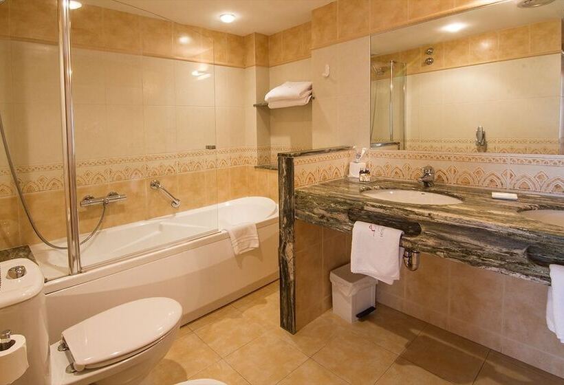 Полулюкс Одноместный с Террасой, Rosa & Spa Begur
