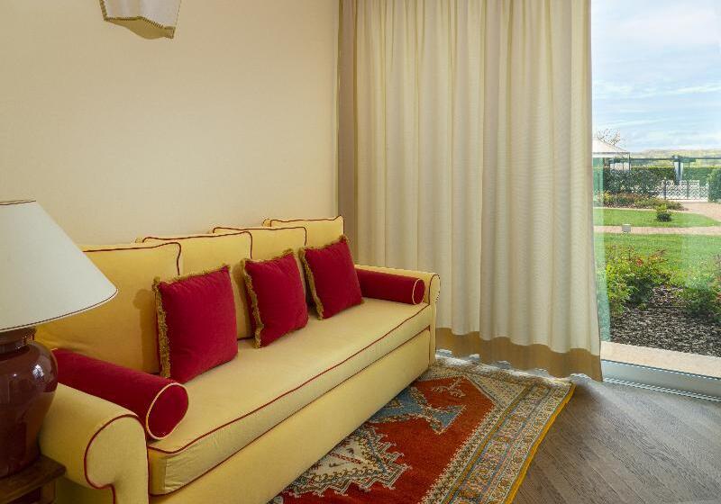 Полулюкс, Villa Abbondanzi Resort