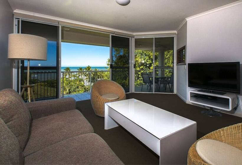 Апартаменты 2 Спальни Вид на Море, On The Beach Apartments