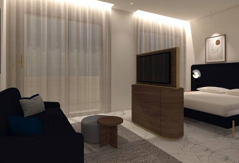 سوییت لوکس, Parioli Hotel Rimini