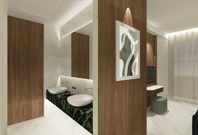 سوییت اجرایی, Parioli Hotel Rimini