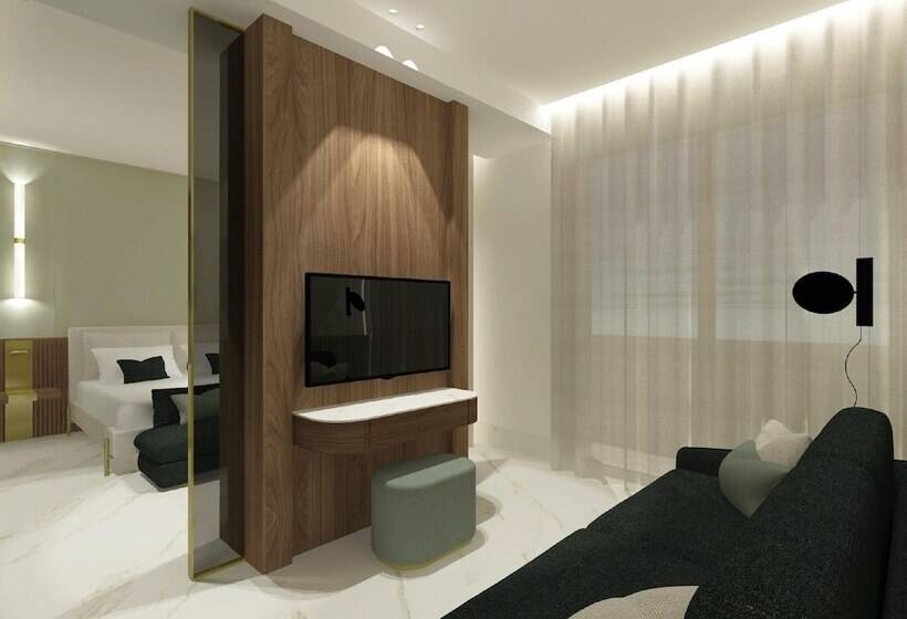 سوییت اجرایی, Parioli Hotel Rimini