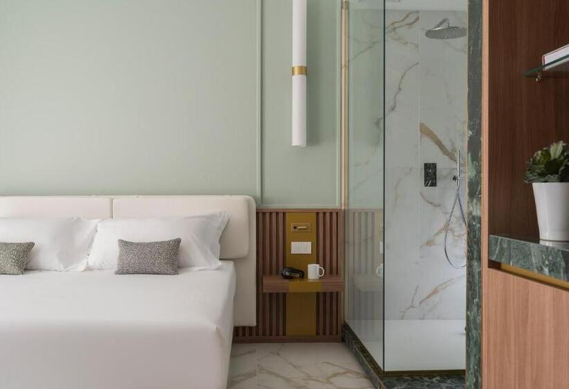 سوییت جونیور لوکس, Parioli Hotel Rimini