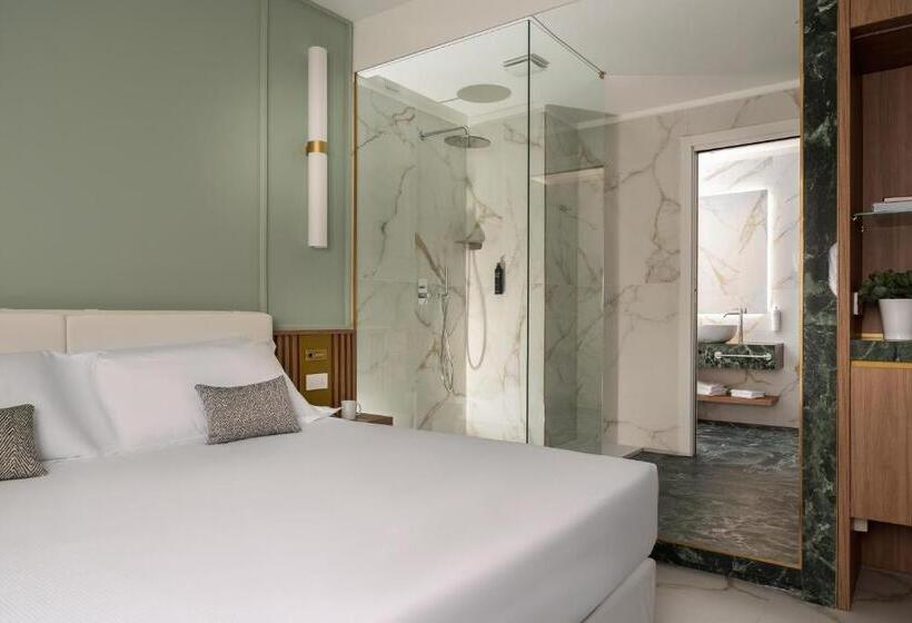سوییت جونیور لوکس, Parioli Hotel Rimini