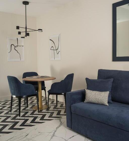 سوییت لوکس, Parioli Hotel Rimini