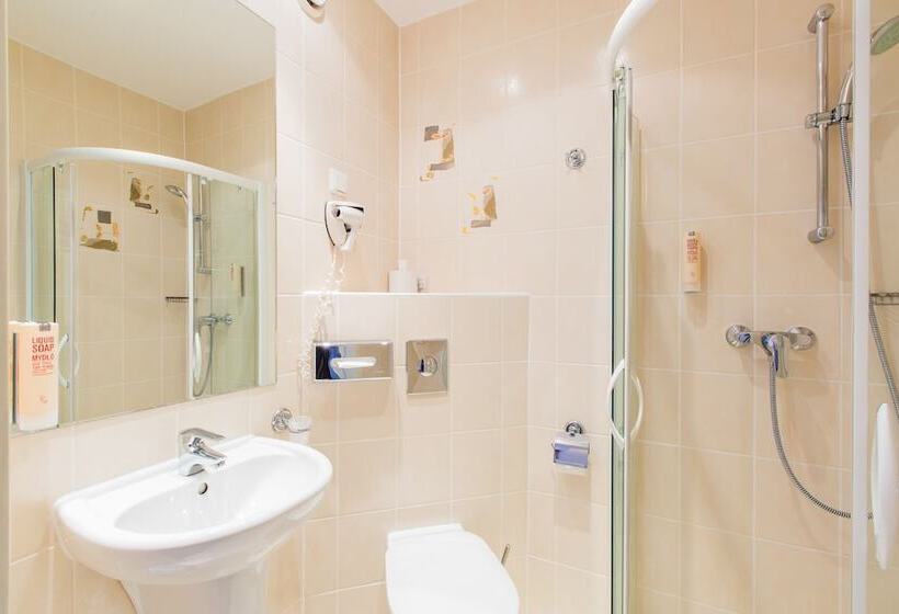 Номер Стандарт, Qubus Hotel Głogów