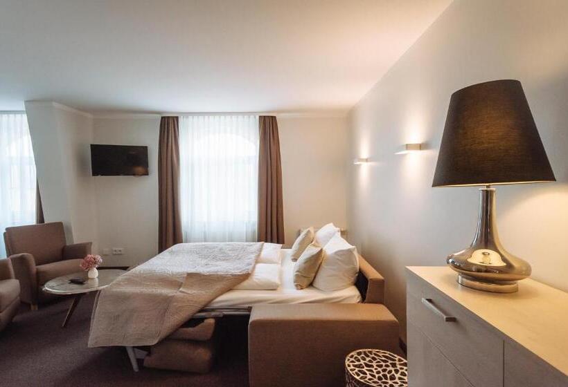 سوییت جونیور, Landhotel Potsdam