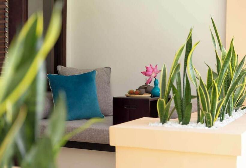 اتاق لوکس با بالکن, Anantara Hoi An Resort