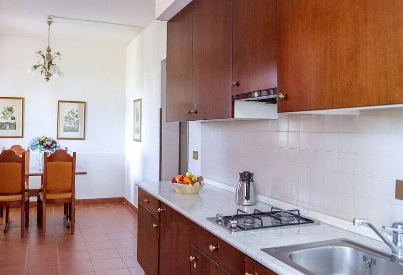 Апартаменты Deluxe 1 Спальня, Il Pelagone Hotel & Golf Resort Toscana