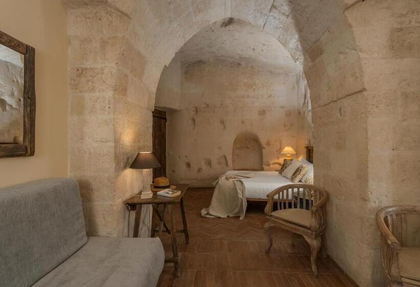 سوئیت جونیور خانوادگی, Locanda Di San Martino Hotel & Thermae Romanae