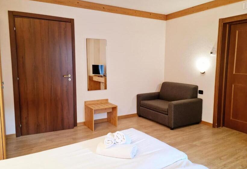 اتاق استاندارد سه نفره, San Carlo, Tra Bormio E Livigno