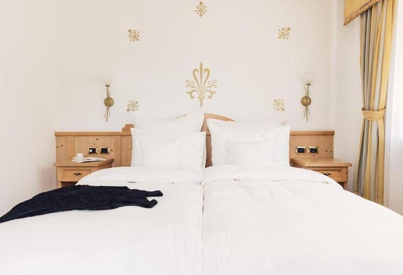 جناح سوبيريور, Wellness Refugium & Resort Hotel Alpin Royal   Small Luxury Hotels Of The World