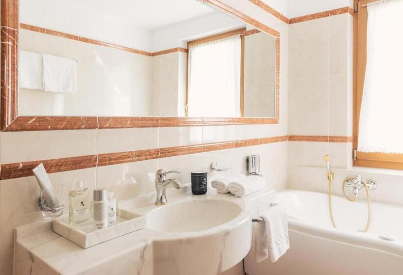 Люкс Superior, Wellness Refugium & Resort Hotel Alpin Royal   Small Luxury Hotels Of The World