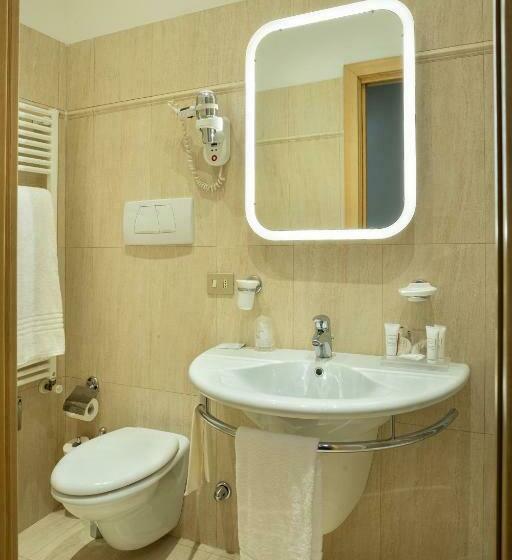 اتاق استاندارد یک نفره, Best Western Plus Executive Hotel And Suites