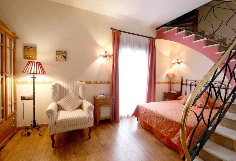 Полулюкс, Casona De Torres