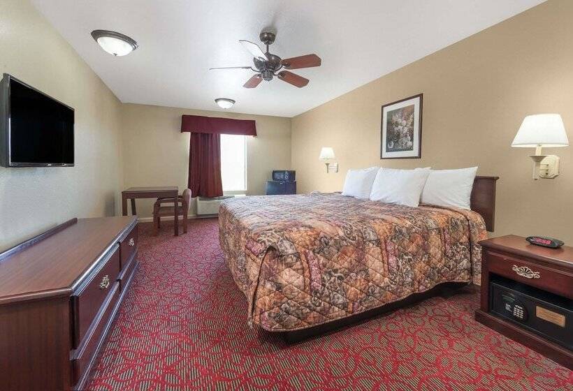 Номер бизнес-класса, Days Inn By Wyndham St Peters/st Charles