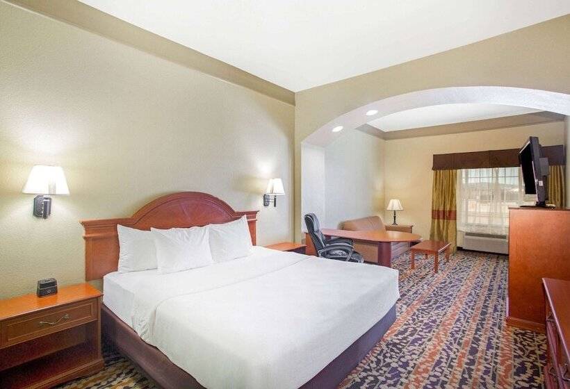 Номер Deluxe, La Quinta By Wyndham Belton   Temple South