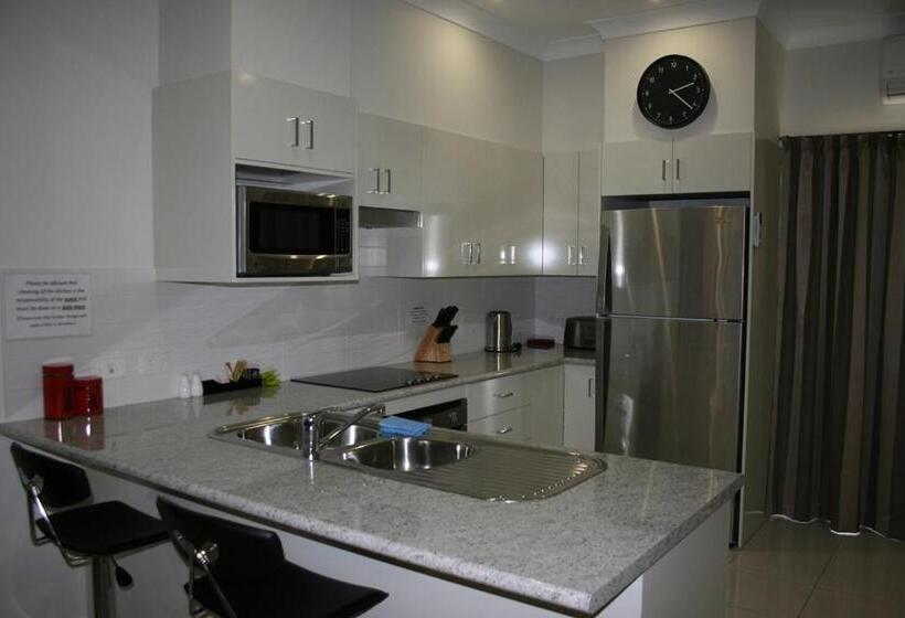 Апартаменты 3 Спальни, Noah's Mid City Motor Inn Muswellbrook