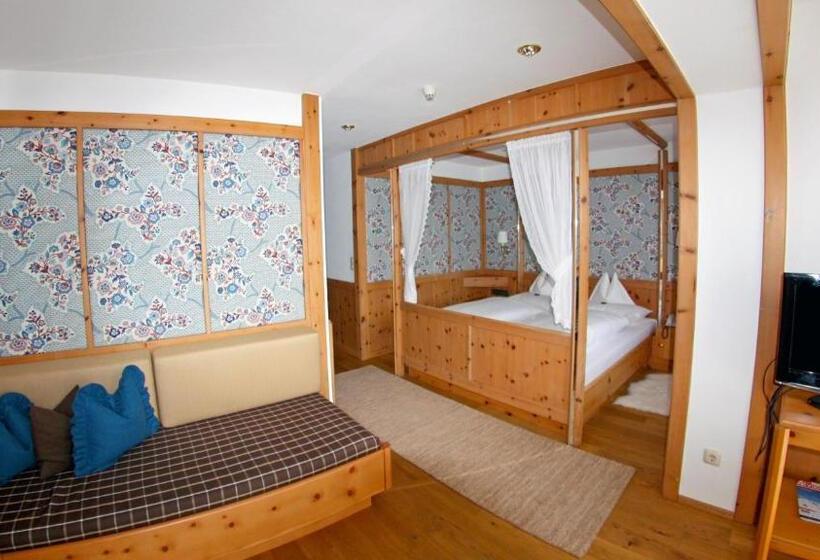 סוויטת ג'וניור, Bergwelt