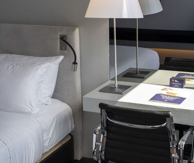 اتاق سوپریور, Doubletree By Hilton Hotel Lisbon   Fontana Park