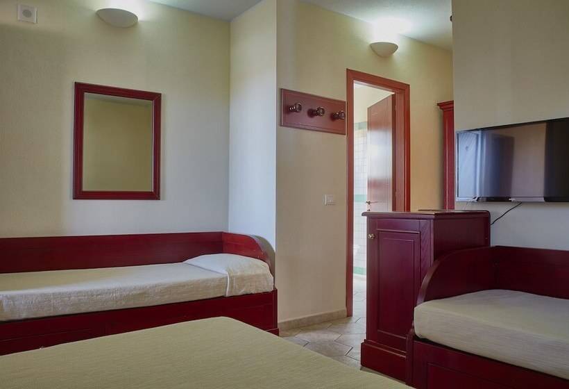 اتاق استاندارد چهار تخته, Parco Blu