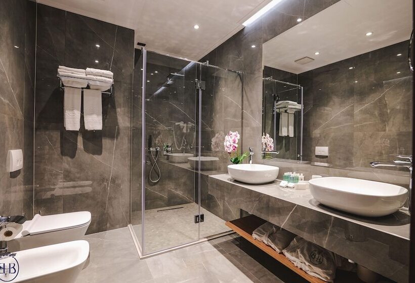 جناح ديلوكس مطل على البحر, Butrinti & Spa