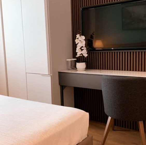 غرفة ديلوكس مطلّة علي البحر, Butrinti & Spa