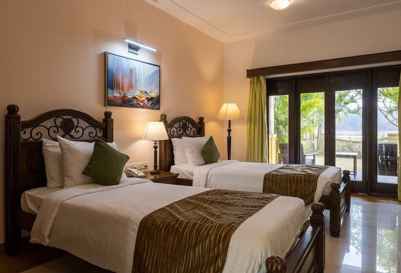 اتاق سوپریور با چشم‌انداز باغ, Mercure Goa Devaaya Resort