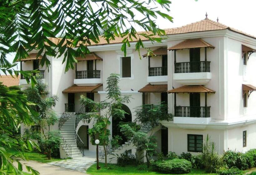 اتاق سوپریور با چشم‌انداز باغ, Mercure Goa Devaaya Resort