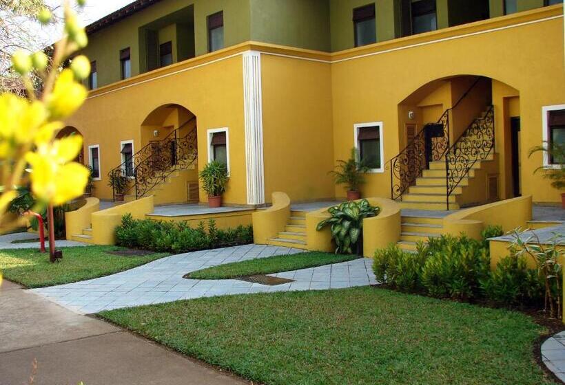 اتاق سوپریور با چشم‌انداز باغ, Mercure Goa Devaaya Resort