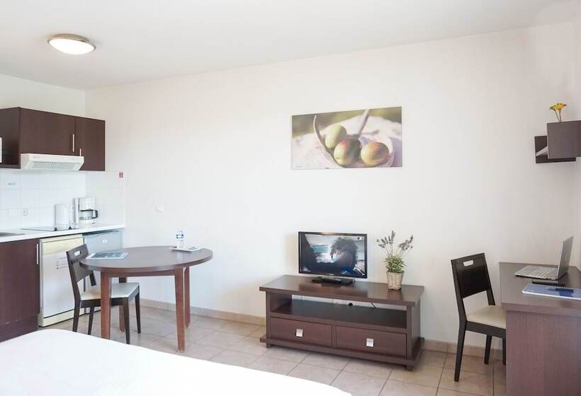 Студия Стандарт, Zenitude Hôtel Résidences Toulon Six Fours