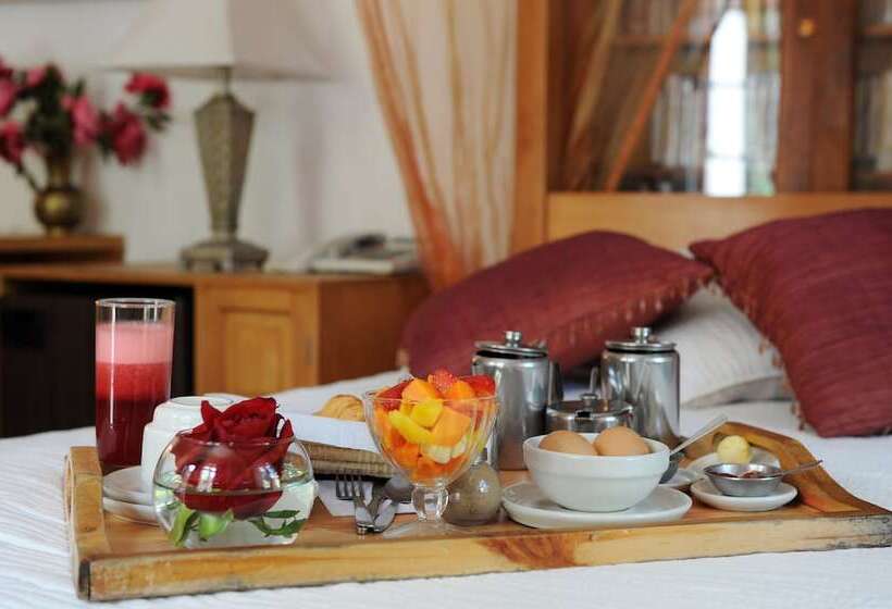 Люкс Повышенной Комфортности, Boutique Hotel Antinea