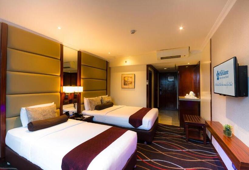 Standard Room, Cebu Parklane International
